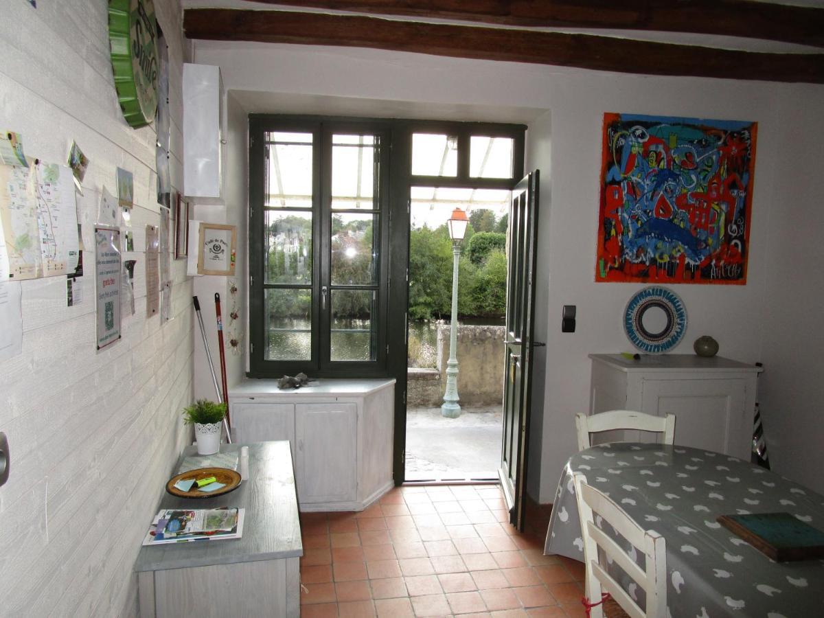 Gite Le Bourgneuf Fresnay-sur-Sarthe Exterior foto